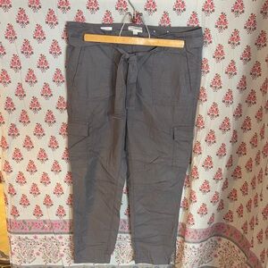 LOFT Women's Gray Cargo Tie-Waist Joggers